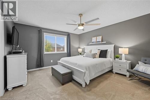 2265 Stokes Lane, Burlington, ON - Indoor Photo Showing Bedroom