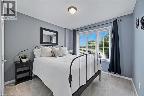 2265 Stokes Lane, Burlington, ON - Indoor Photo Showing Bedroom