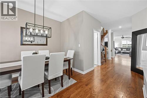 2265 Stokes Lane, Burlington, ON - Indoor Photo Showing Dining Room