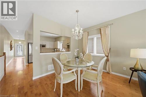 46 Manitoulin Trail, Hamilton, ON - Indoor Photo Showing Dining Room