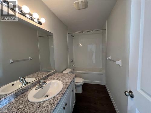 24 Morrison Road Unit# A2, Kitchener, ON - Indoor Photo Showing Bathroom