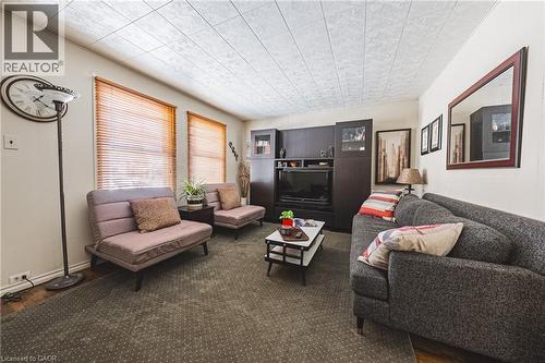 28 Munn Street, Hamilton, ON - Indoor