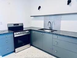 58 1/2 Fourth Street  Chatham, ON N7M 2G2