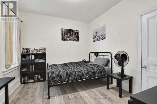 Bedroom #4 (enhanced) - 95 Templeton Street, Ottawa, ON - Indoor Photo Showing Other Room