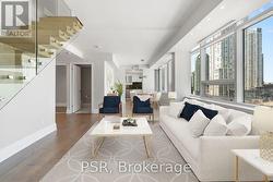 1008W - 500 QUEENS QUAY W  Toronto, ON M5V 3K8