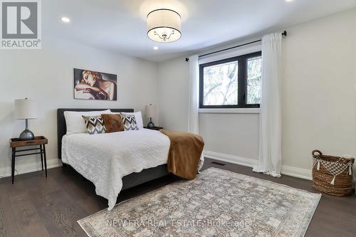 1481 Chasehurst Drive, Mississauga, ON - Indoor Photo Showing Bedroom