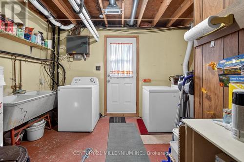 96 Shadeland Crescent, Kitchener, ON - Indoor Photo Showing Laundry Room