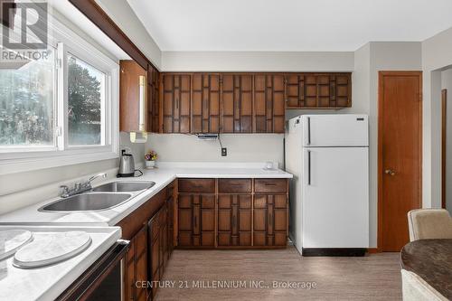 96 Shadeland Crescent, Kitchener, ON - Indoor Photo Showing Kitchen With Double Sink