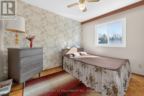 96 Shadeland Crescent, Kitchener, ON - Indoor Photo Showing Bedroom