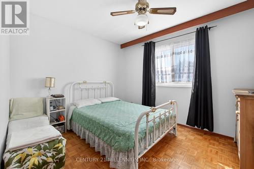 96 Shadeland Crescent, Kitchener, ON - Indoor Photo Showing Bedroom