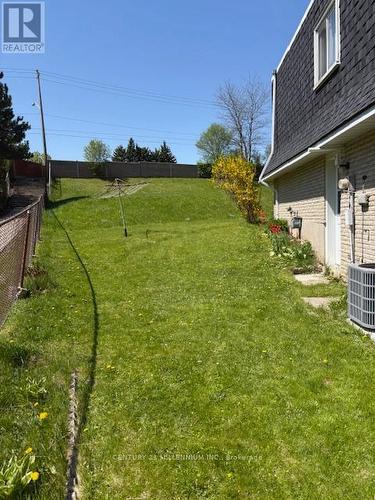 96 Shadeland Crescent, Kitchener, ON - Outdoor