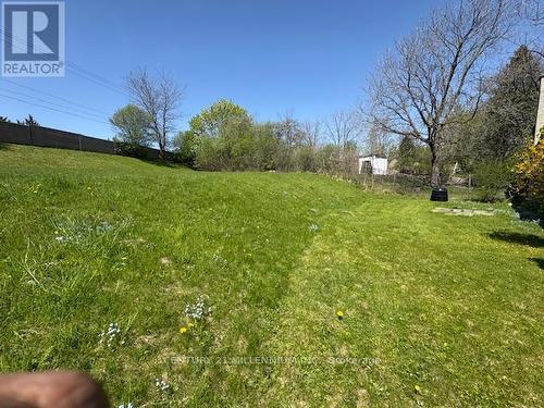 96 Shadeland Crescent, Kitchener, ON - Outdoor