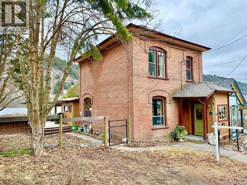 267 LONG LAKE Avenue  Greenwood, BC V0H 1J0