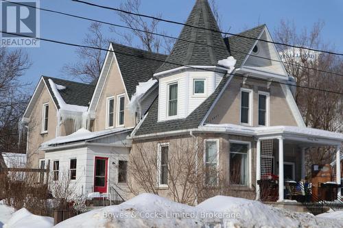 24 CANROBERT STREET N  Trent Hills (Campbellford), ON K0L 1L0