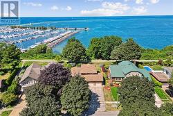 93 WESTGATE PARK DRIVE St. Catharines, ON L2N 5X1
