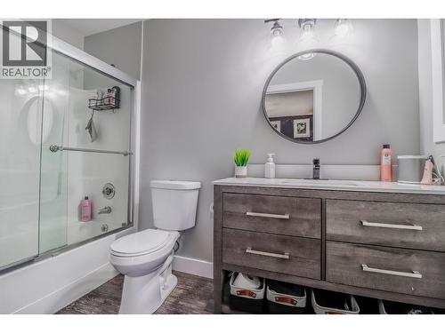 1816 Mt Connell Crescent, Cranbrook, BC - Indoor Photo Showing Bathroom