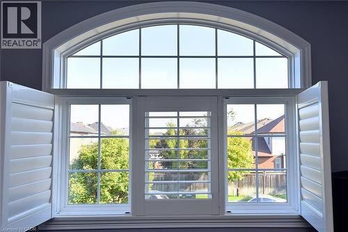 12 Degrow Crescent, Binbrook, ON - Indoor Photo Showing Other Room