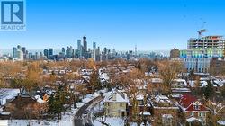 811 - 111 ST CLAIR AVENUE W  Toronto, ON M4V 1N5