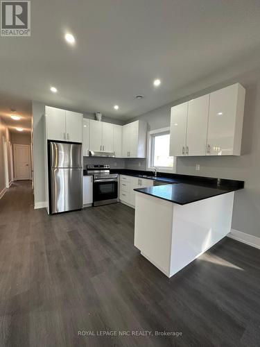 58 Griffith Street, Welland (Welland Downtown), ON - Indoor Photo Showing Kitchen