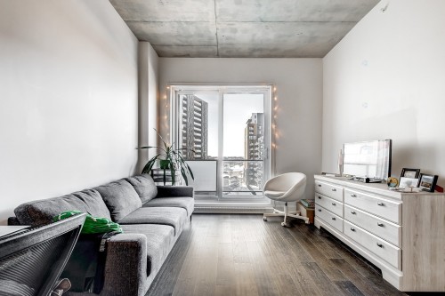 610-7227 Boul. Newman  Montréal (Lasalle), QC H8N 0H7