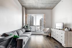 610-7227 Boul. Newman  Montréal (Lasalle), QC H8N 0H7