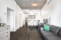 Salon - 