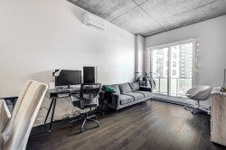 Salon - 