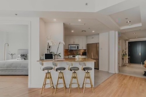 Cuisine - 1401A-2000 Rue Drummond, Montréal (Ville-Marie), QC - Indoor Photo Showing Kitchen