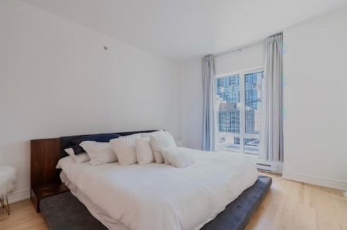Chambre à coucher principale - 1401A-2000 Rue Drummond, Montréal (Ville-Marie), QC - Indoor Photo Showing Bedroom