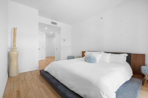 Chambre à coucher principale - 1401A-2000 Rue Drummond, Montréal (Ville-Marie), QC - Indoor Photo Showing Bedroom