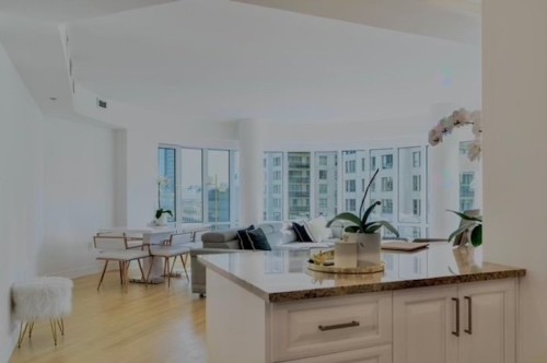 Salon - 1401A-2000 Rue Drummond, Montréal (Ville-Marie), QC - Indoor