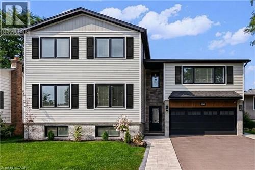 5199 BROUGHTON Crescent  Burlington, ON L7L 3C1