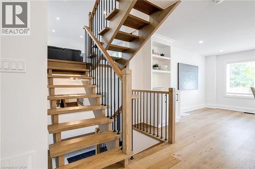 5199 Broughton Crescent, Burlington, ON - Indoor Photo Showing Other Room