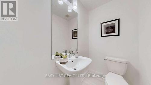 150 Alton Crescent, Vaughan, ON - Indoor Photo Showing Bathroom