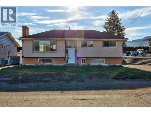 1069 Lethbridge Avenue  Kamloops, BC V2B 1Y1