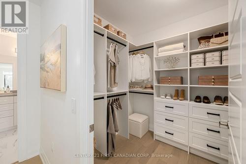 Custom Walk-in pantry - 308 - 1560 Upper West Avenue, London South (South B), ON - Indoor With Storage