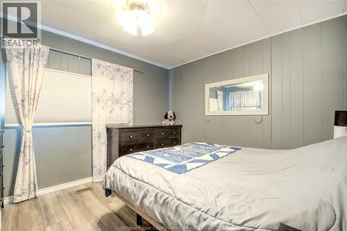 29 Parkside, Mcgregor, ON - Indoor Photo Showing Bedroom