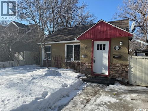1050 Wascana Street, Regina, SK - Outdoor