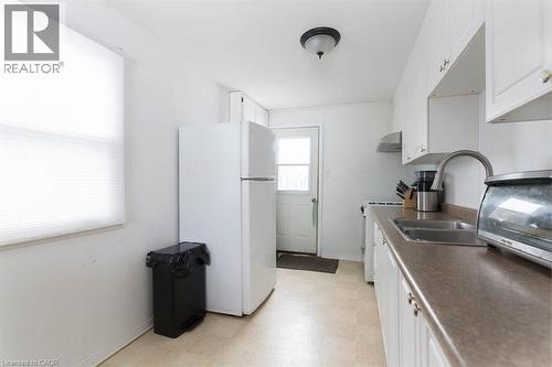 341 Corvette Street, Welland, ON - Indoor Photo Showing Kitchen With Double Sink