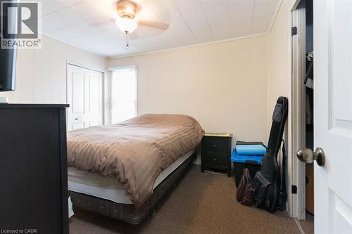 341 Corvette Street, Welland, ON - Indoor Photo Showing Bedroom