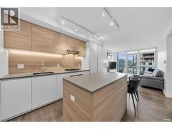 2508 652 WHITING WAY  Coquitlam, BC V3J 0K3