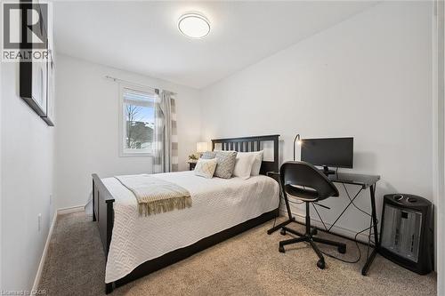 91 Lambeth Way, Guelph, ON - Indoor Photo Showing Bedroom