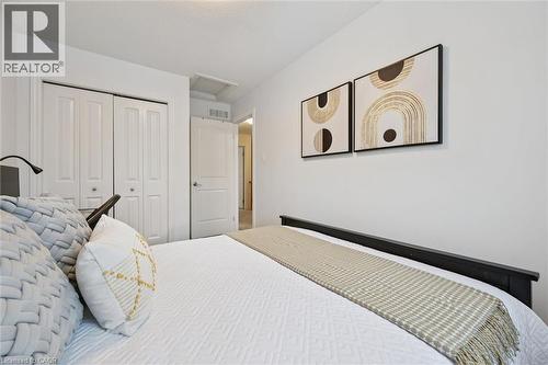 91 Lambeth Way, Guelph, ON - Indoor Photo Showing Bedroom