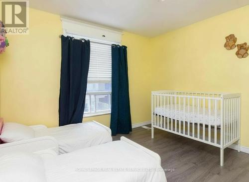 43 Rosemont Avenue, Hamilton, ON - Indoor Photo Showing Bedroom