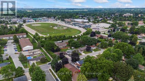 Neighbourhood View - 382 3Rd Street, Hanover, ON - Outdoor With View