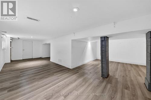 881 Lakeshore Road E, Mississauga, ON - Indoor Photo Showing Other Room