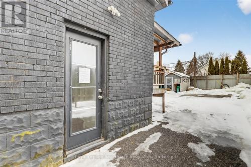 881 Lakeshore Road E, Mississauga, ON - Outdoor