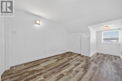 881 Lakeshore Road E, Mississauga, ON - Indoor Photo Showing Other Room