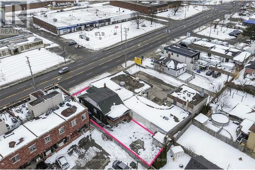 881 Lakeshore Road E, Mississauga, ON - 