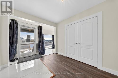 881 Lakeshore Road E, Mississauga, ON - Indoor Photo Showing Other Room